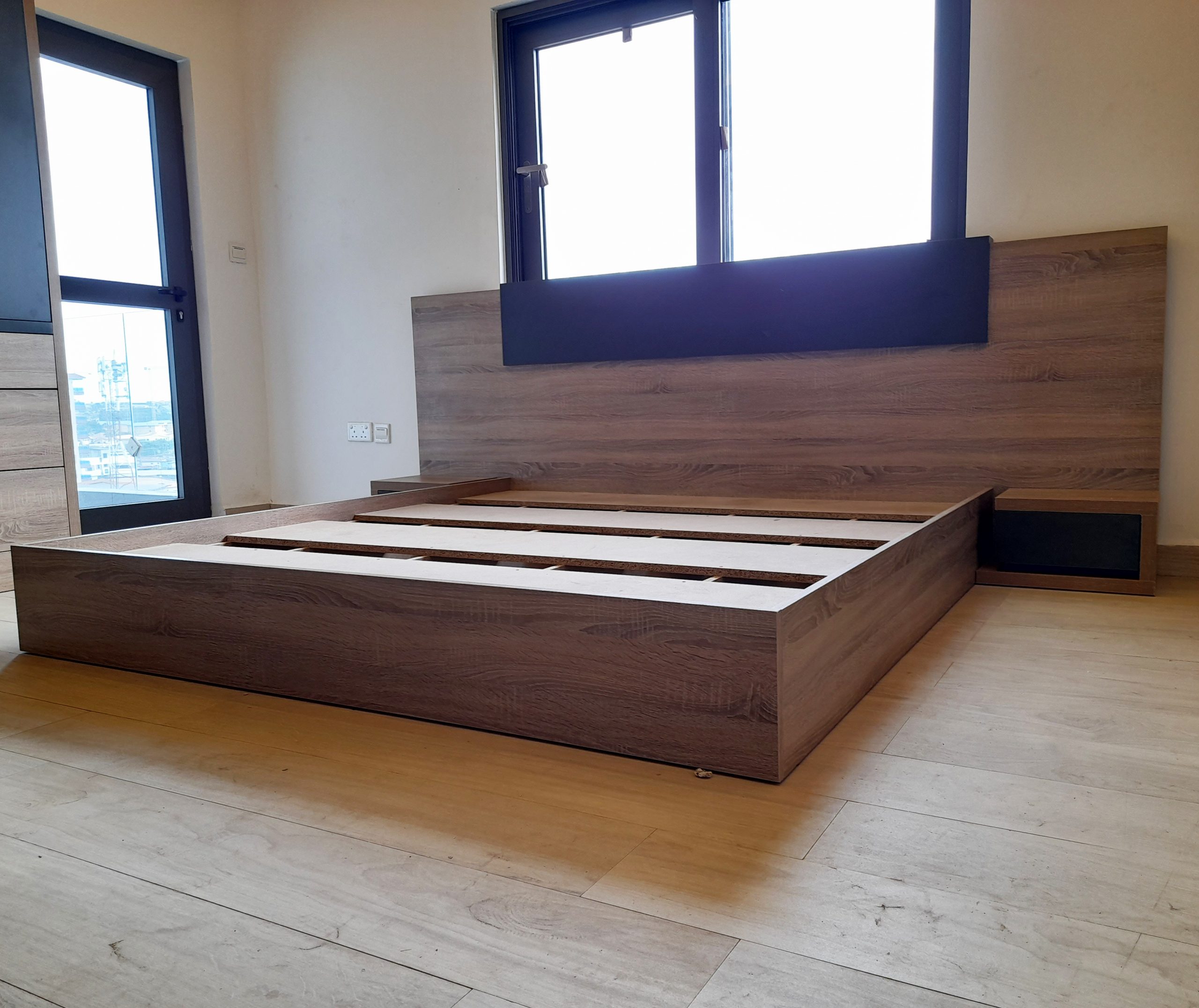 44wood-bed2a-scaled