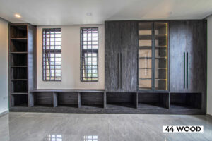 Say Goodbye to Clutter and Hello to Smart-Looking Storage