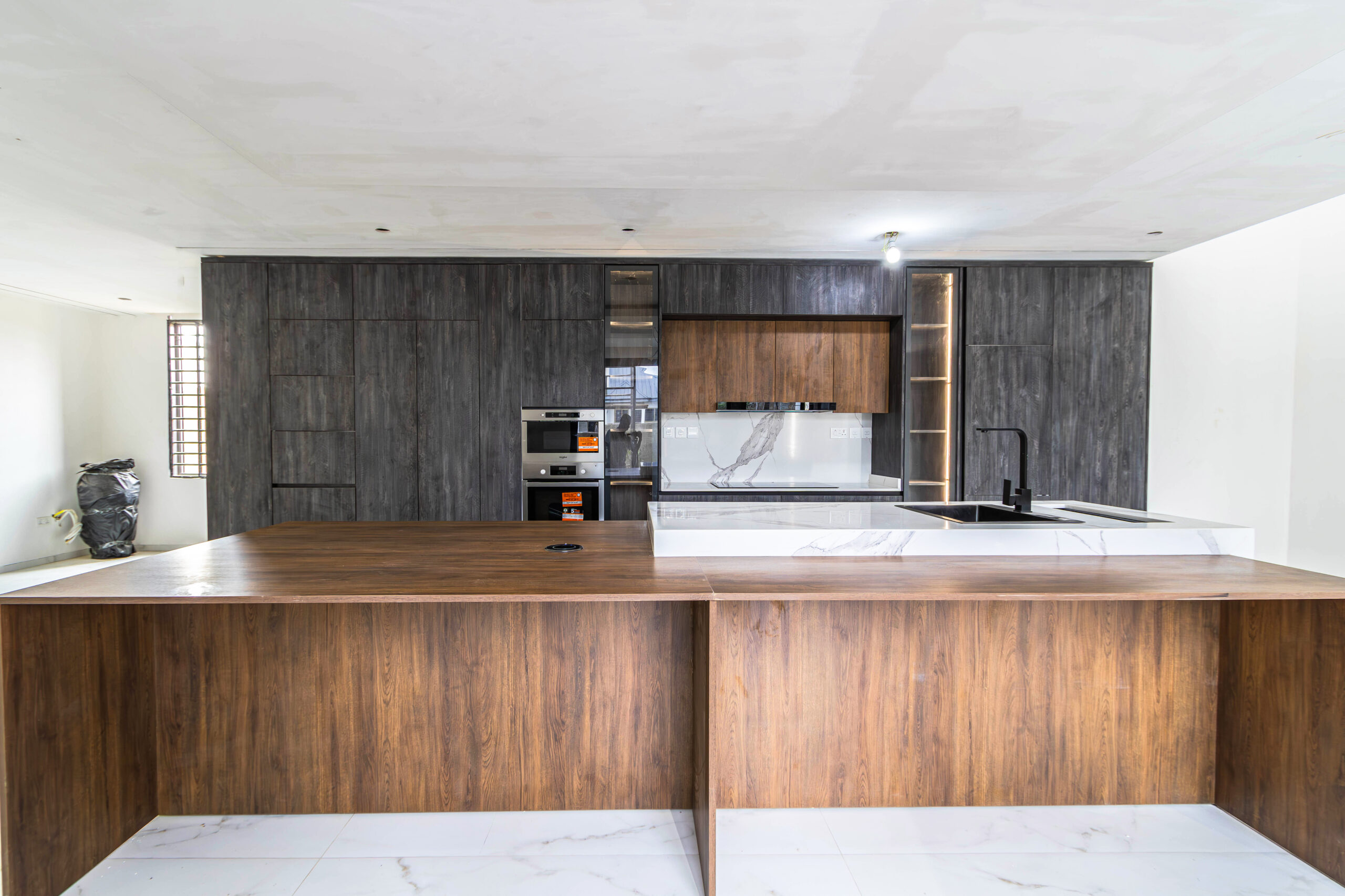 Open vs. Closed Kitchen: Which Layout Works Best for Ghanaian Homes?