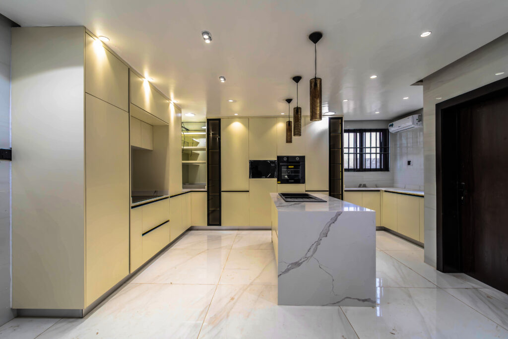 Open vs. Closed Kitchen: Which Layout Works Best for Ghanaian Homes?